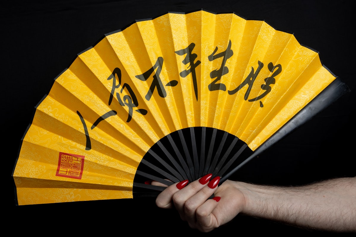 sensu-japanese-fan